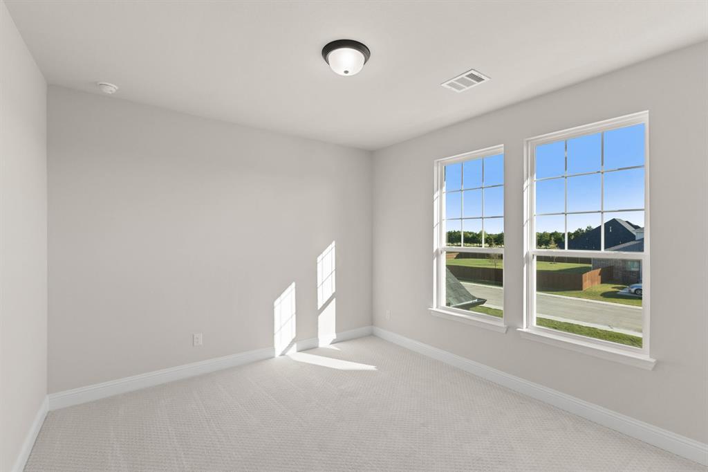 147 Hollingsworth Lane Property Photo 1