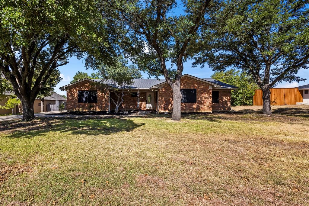 909 Robertson Road Property Photo 3