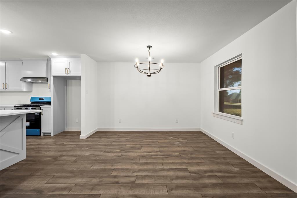 909 Robertson Road Property Photo 12