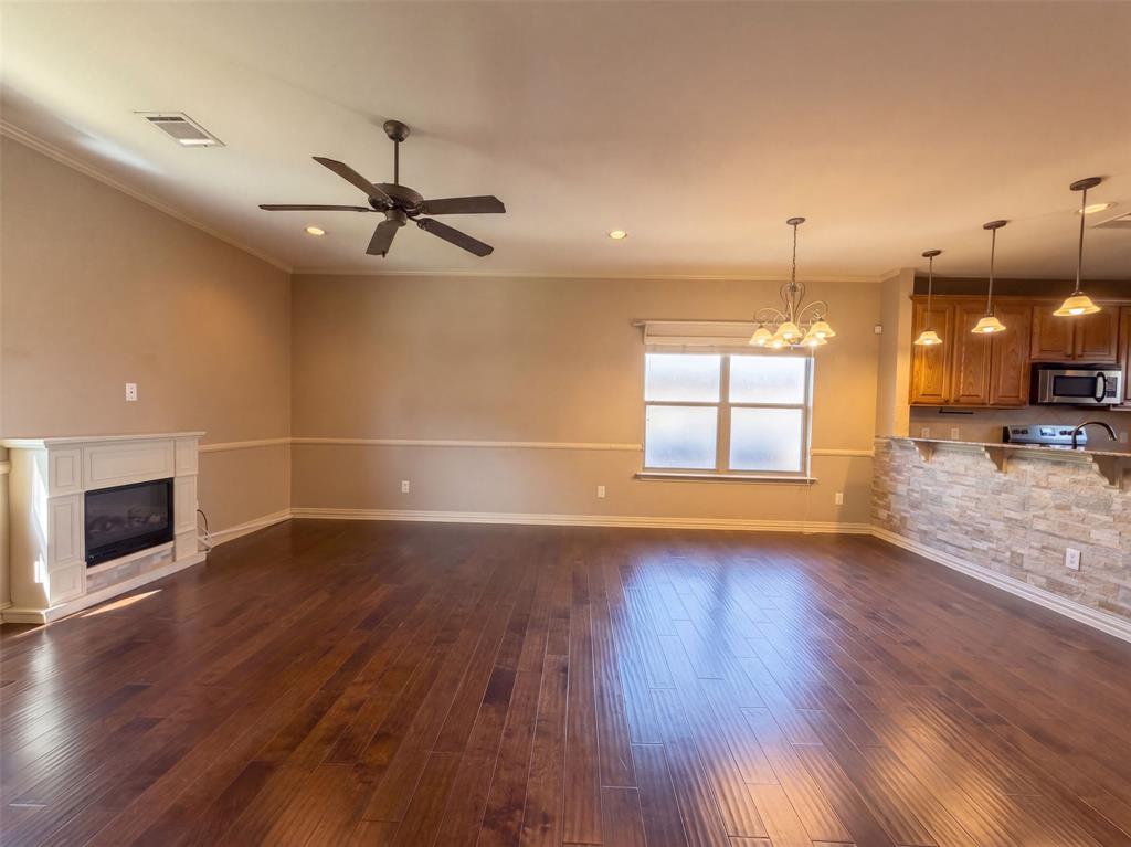5107 Chesterfield Place Property Photo 3