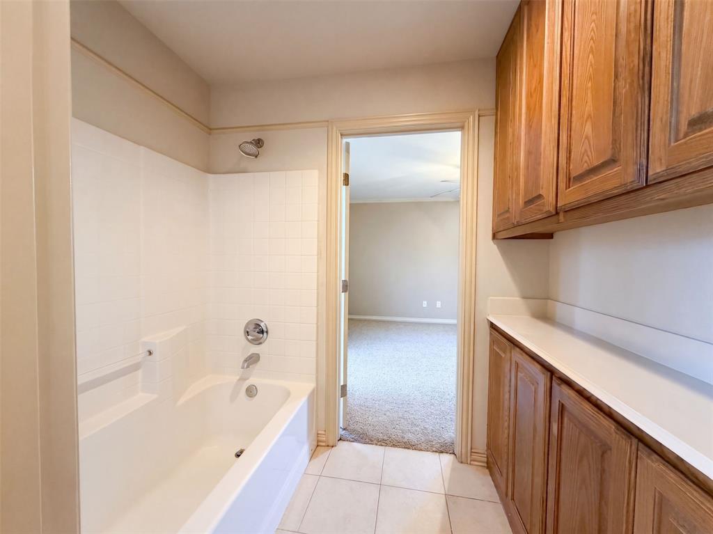 5107 Chesterfield Place Property Photo 11