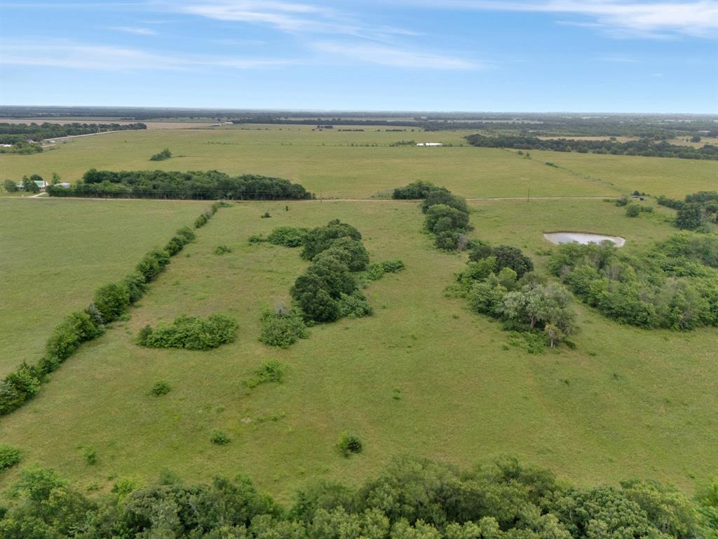 95 Fm 1528 Property Photo 8