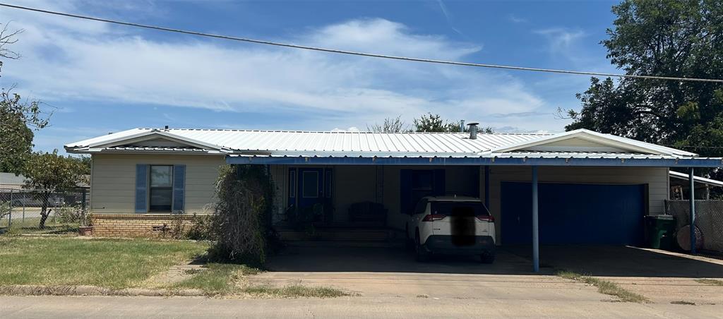 106 N Ave. O Property Photo 1