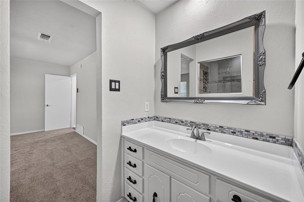 7217 Timberlane Drive Property Photo 13