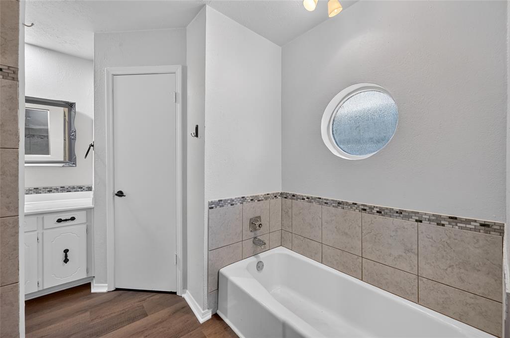 7217 Timberlane Drive Property Photo 14