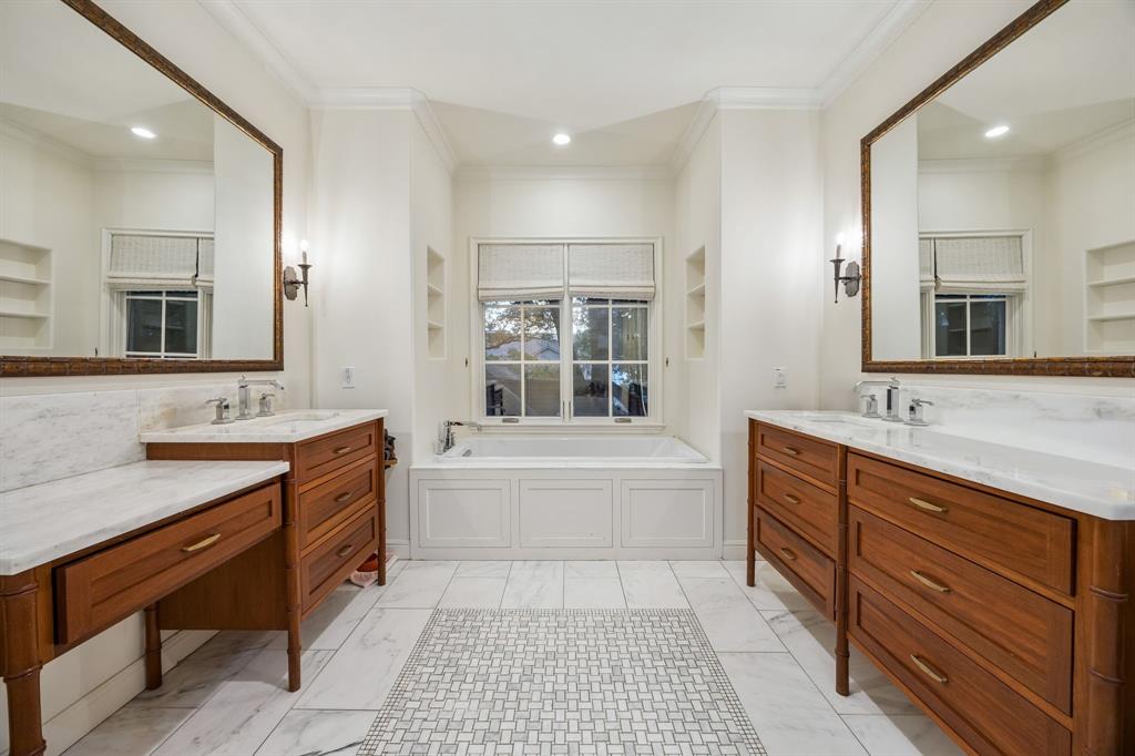 4448 Mockingbird Parkway Property Photo 12