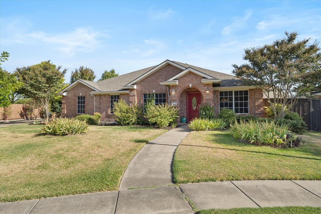 7005 Travelers Crossing Property Photo 1