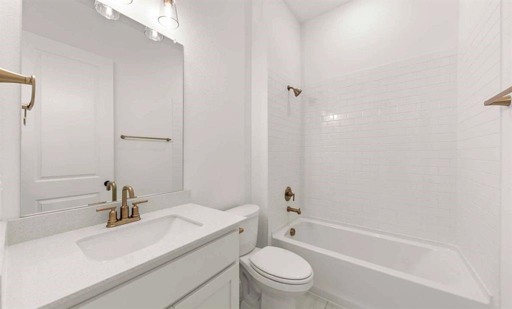 6804 Gibson Trail Property Photo 7