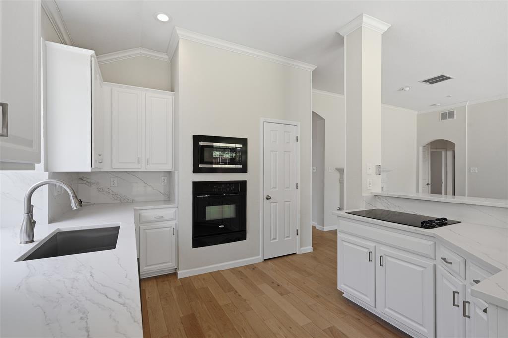 1432 Lone Star Court Property Photo 12