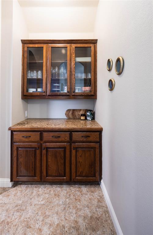 1218 Bridgeway Lane Property Photo 7