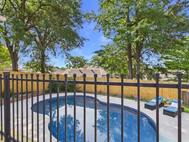 1811 Picadilly Place Property Photo 32