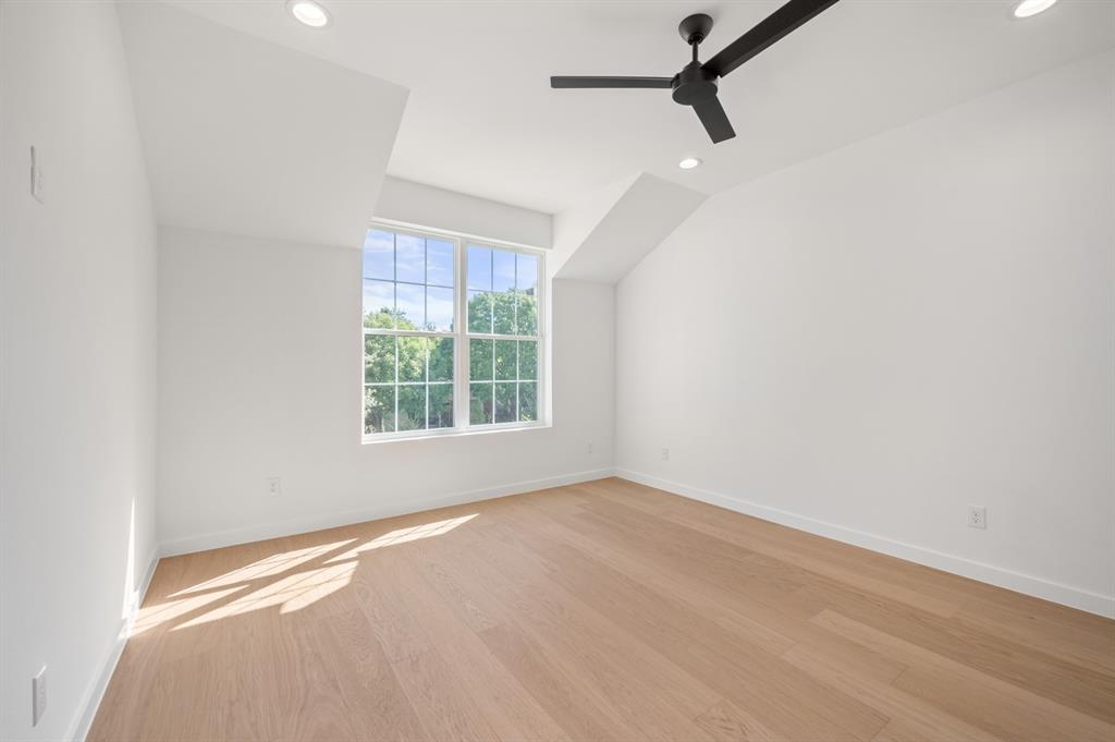 603 Brookhurst Drive Property Photo 34