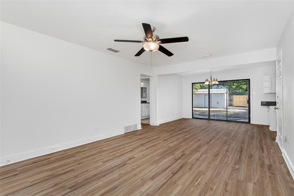 2328 Globe Avenue Property Photo 5