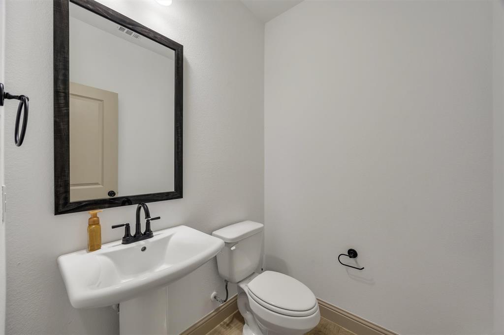 528 4th Street Property Photo 11
