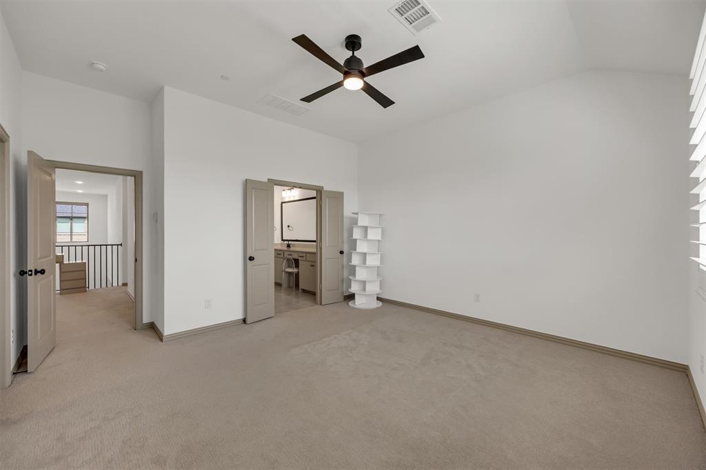 528 4th Street Property Photo 14