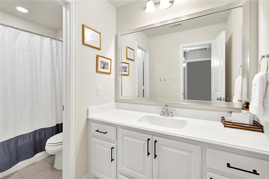4528 Oriel Lane Property Photo 14