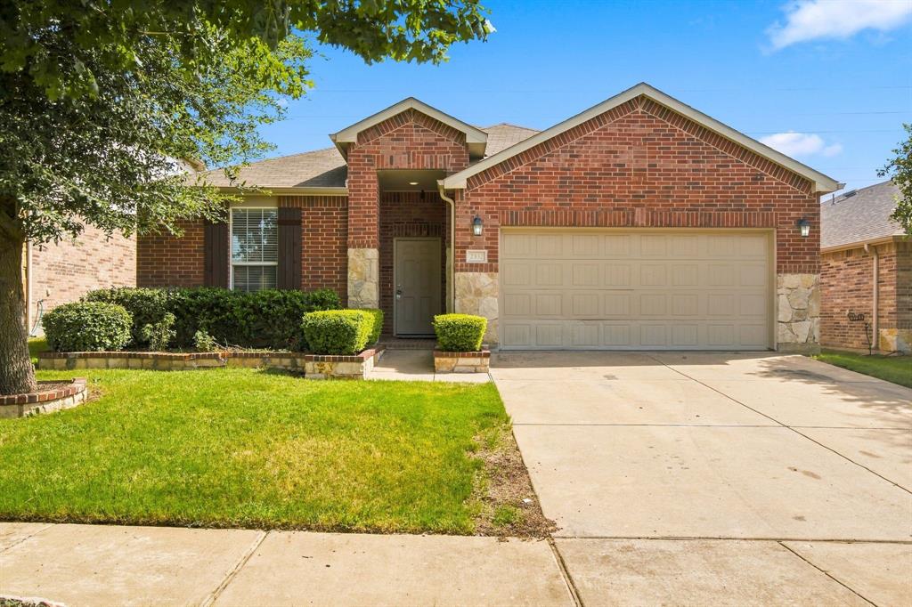 2332 Angoni Way Property Photo 1
