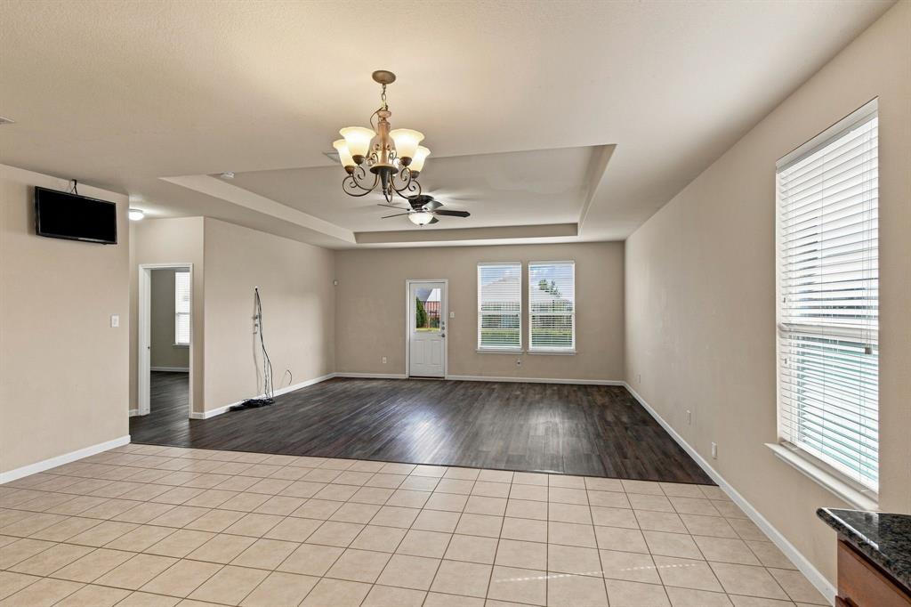 2332 Angoni Way Property Photo 12