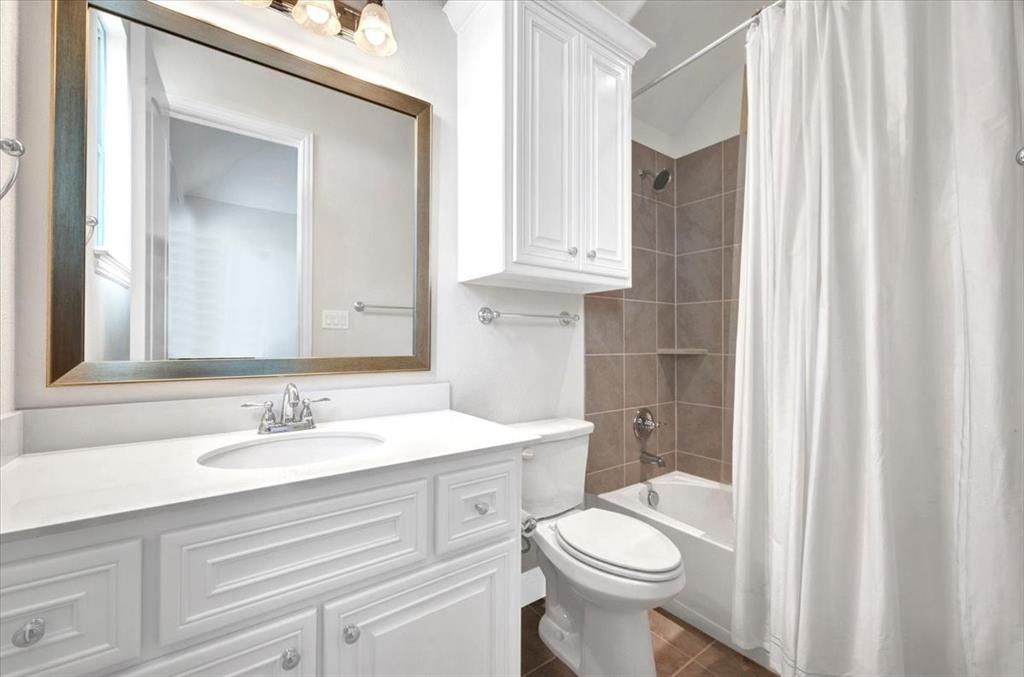 5303 Barrington Drive Property Photo 25