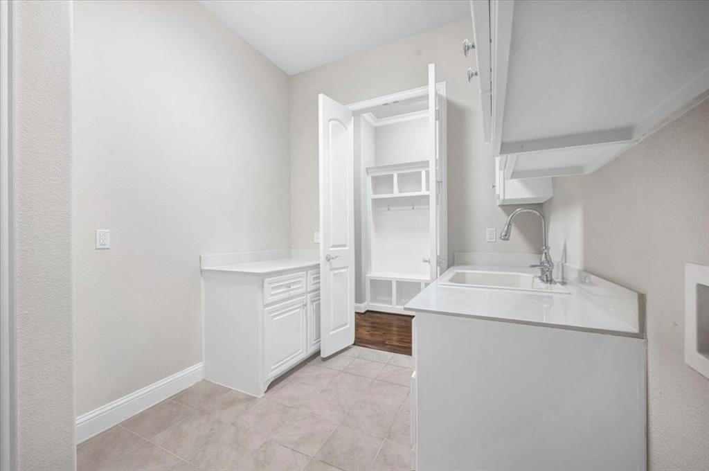 5303 Barrington Drive Property Photo 27