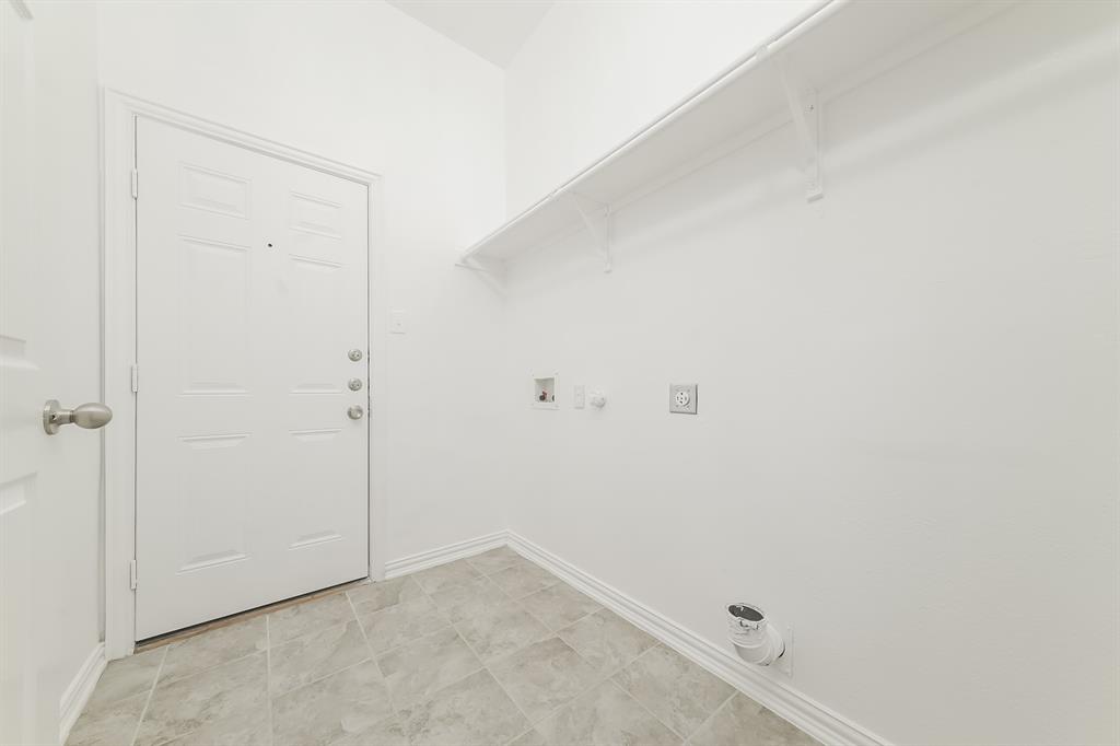 1521 Toucan Drive Property Photo 11
