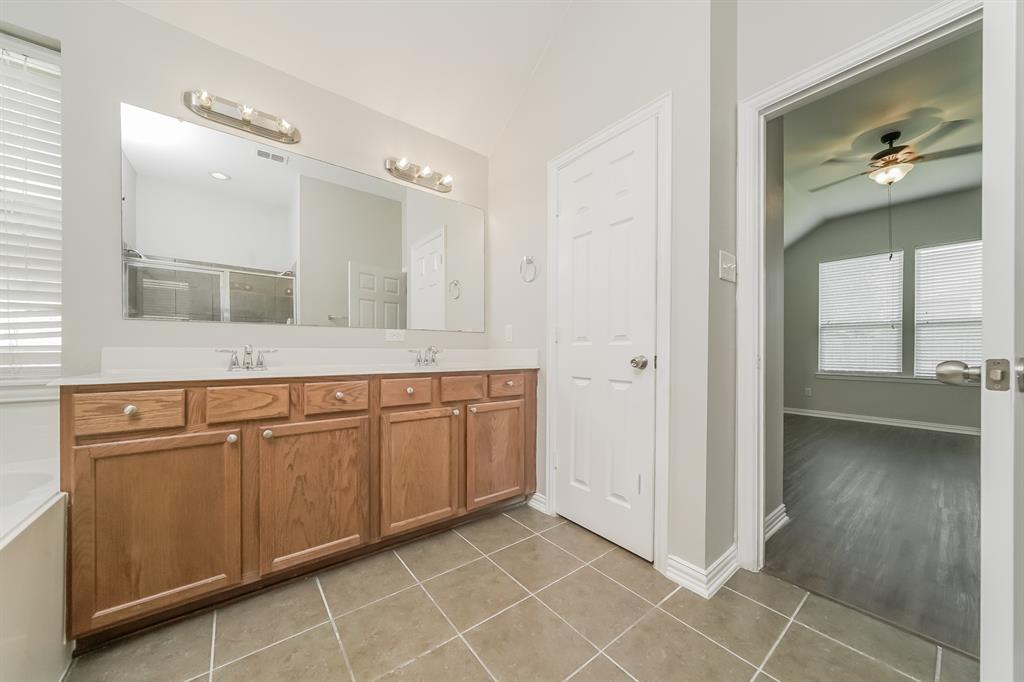 1521 Toucan Drive Property Photo 13