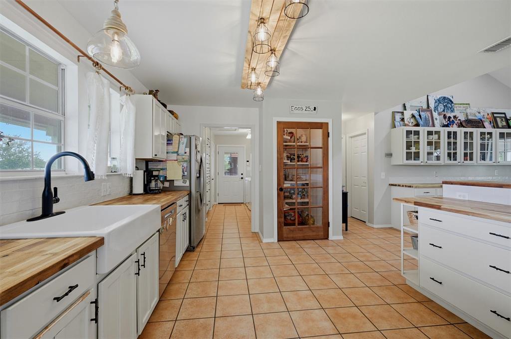 905 Crawford Road Property Photo 10