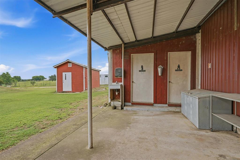 905 Crawford Road Property Photo 25