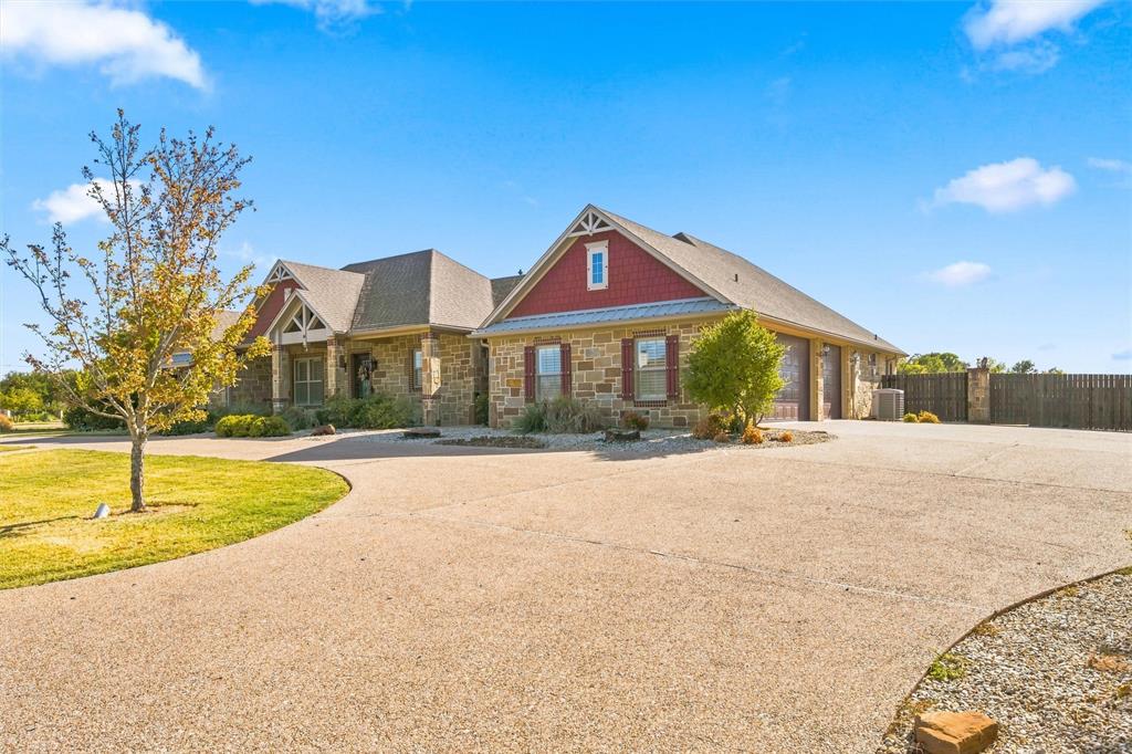 100 Deer Creek Drive Property Photo 3