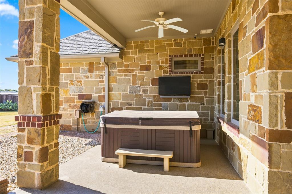 100 Deer Creek Drive Property Photo 16