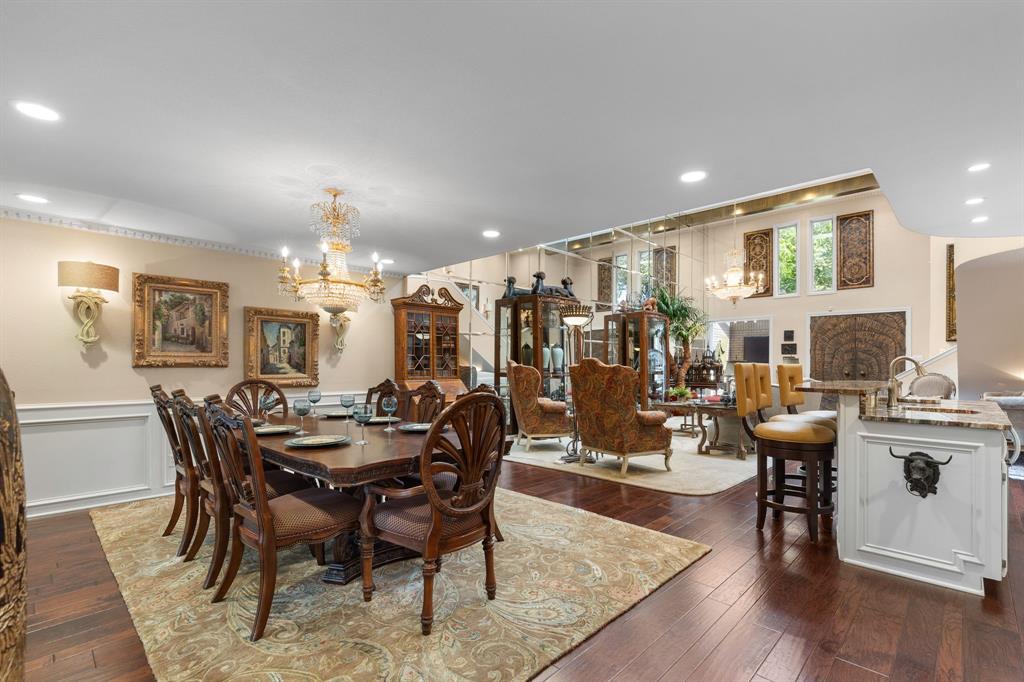 14 Waverly Place Property Photo 7