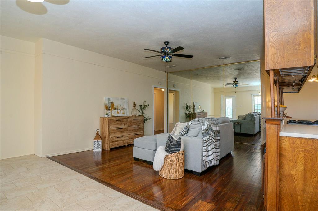 624 Alexander Road Property Photo 5