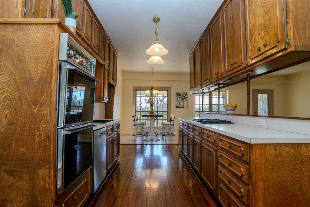 624 Alexander Road Property Photo 8