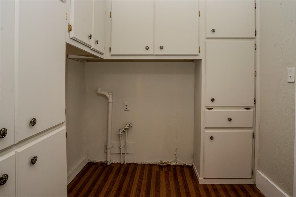 624 Alexander Road Property Photo 14