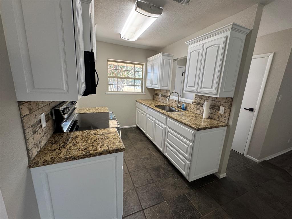 732 Dunaway Lane Property Photo 14