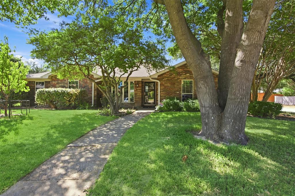 2210 Bengal Lane Property Photo 2