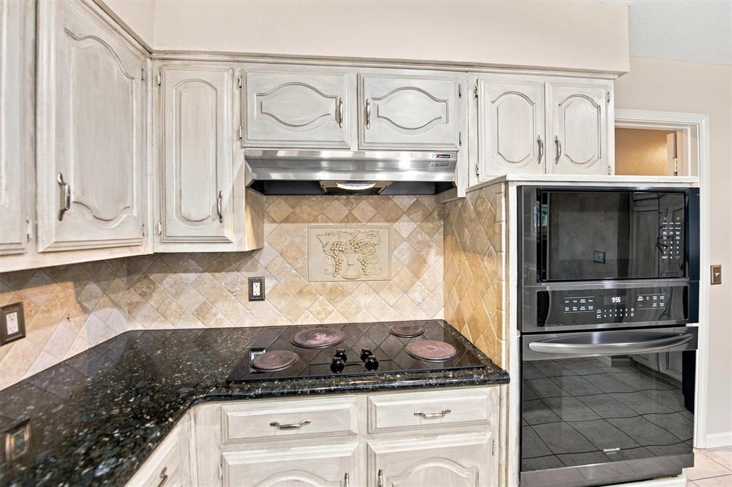 2210 Bengal Lane Property Photo 13