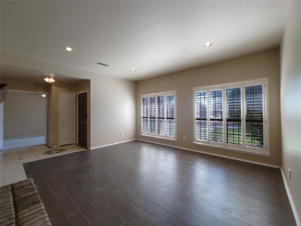3801 Dutton Drive Property Photo 7