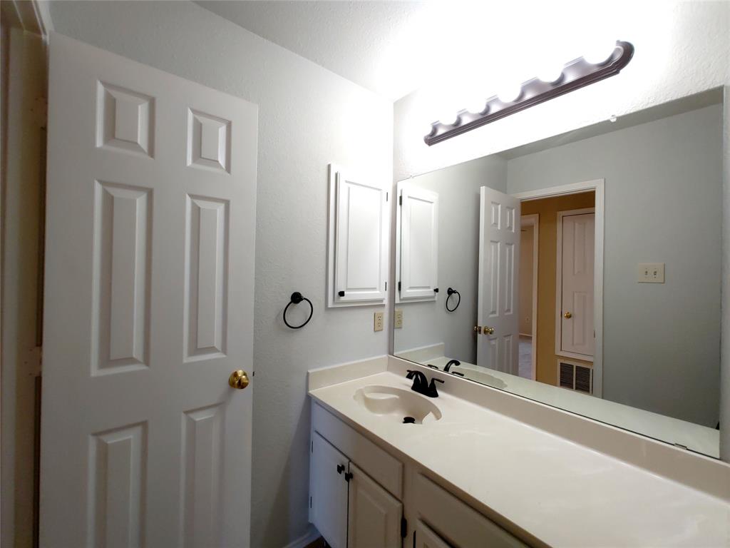 3801 Dutton Drive Property Photo 22