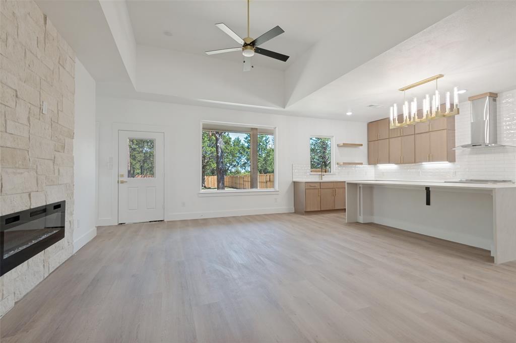 3913 Blue Ridge Boulevard Property Photo 4
