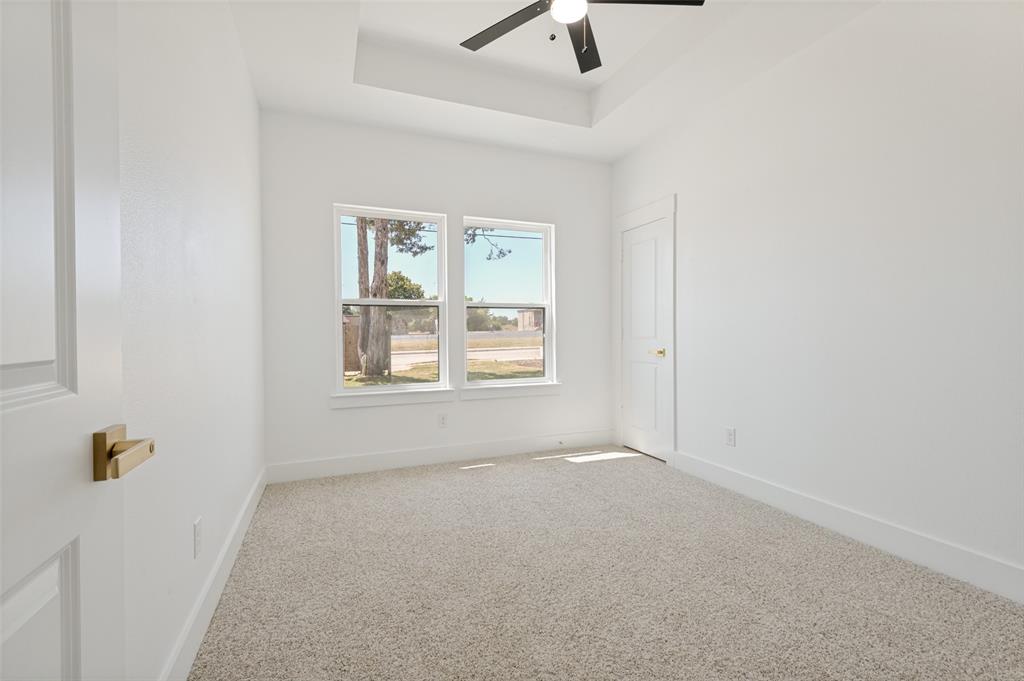 3913 Blue Ridge Boulevard Property Photo 14