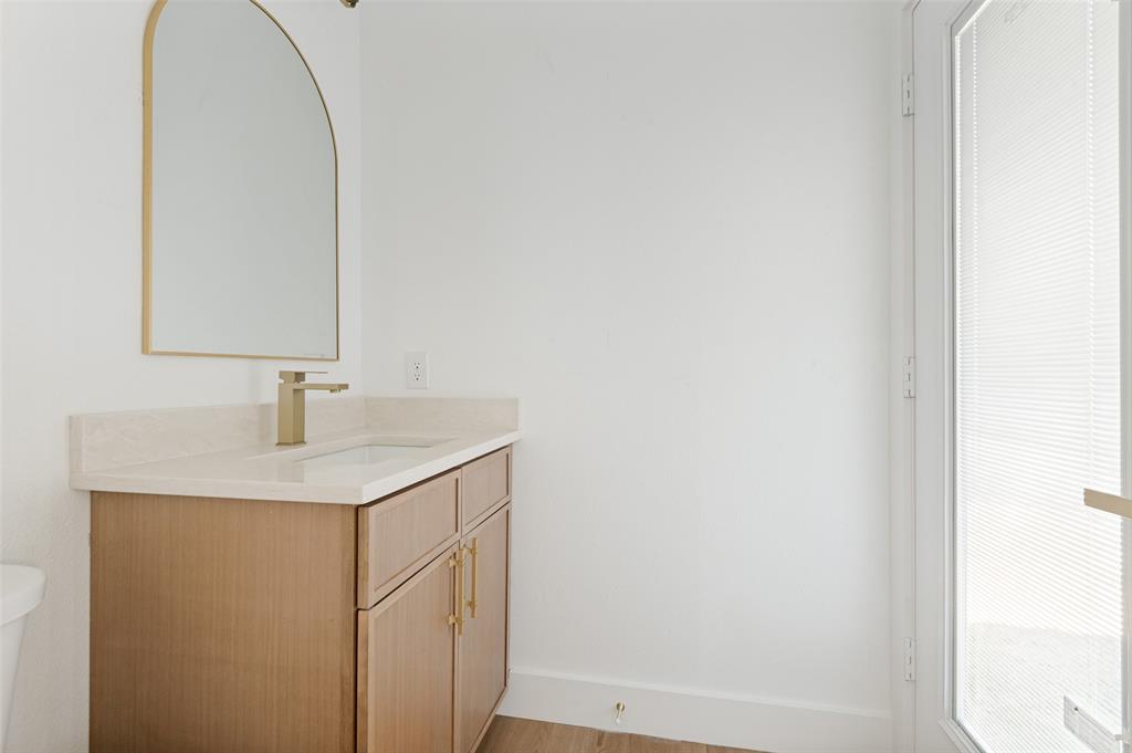 3913 Blue Ridge Boulevard Property Photo 16
