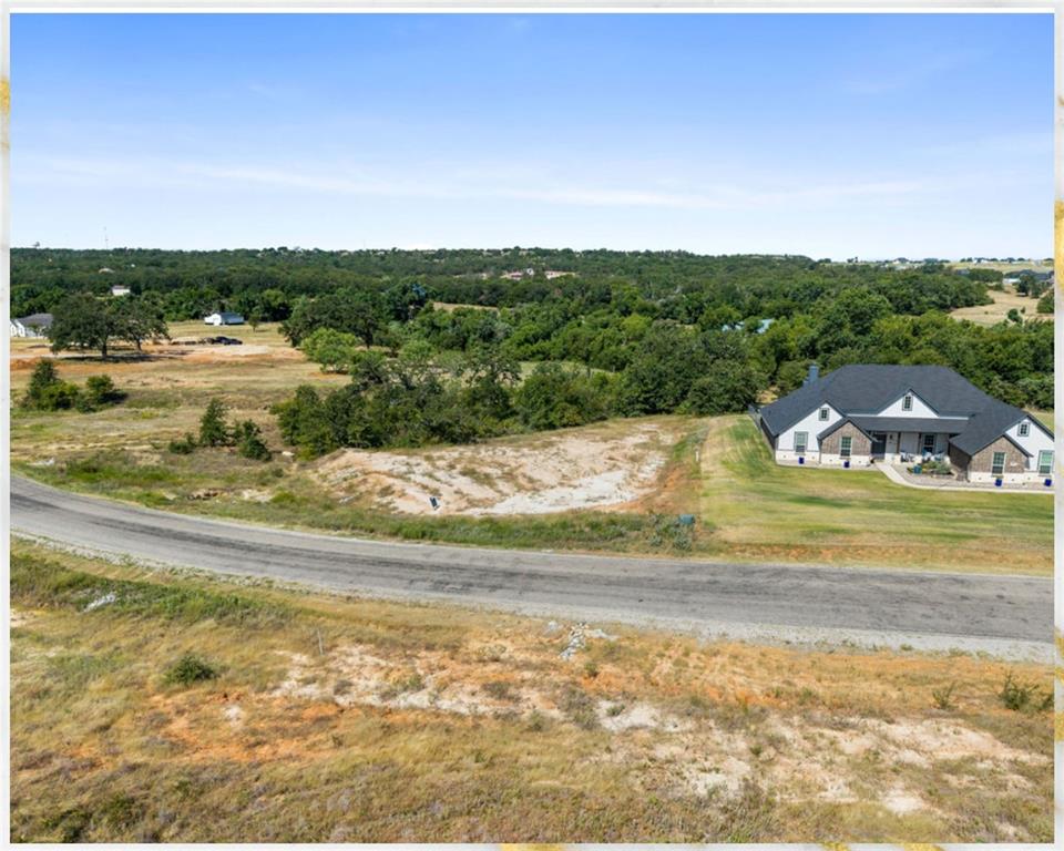 1077 Gonzollas Road Property Photo 1