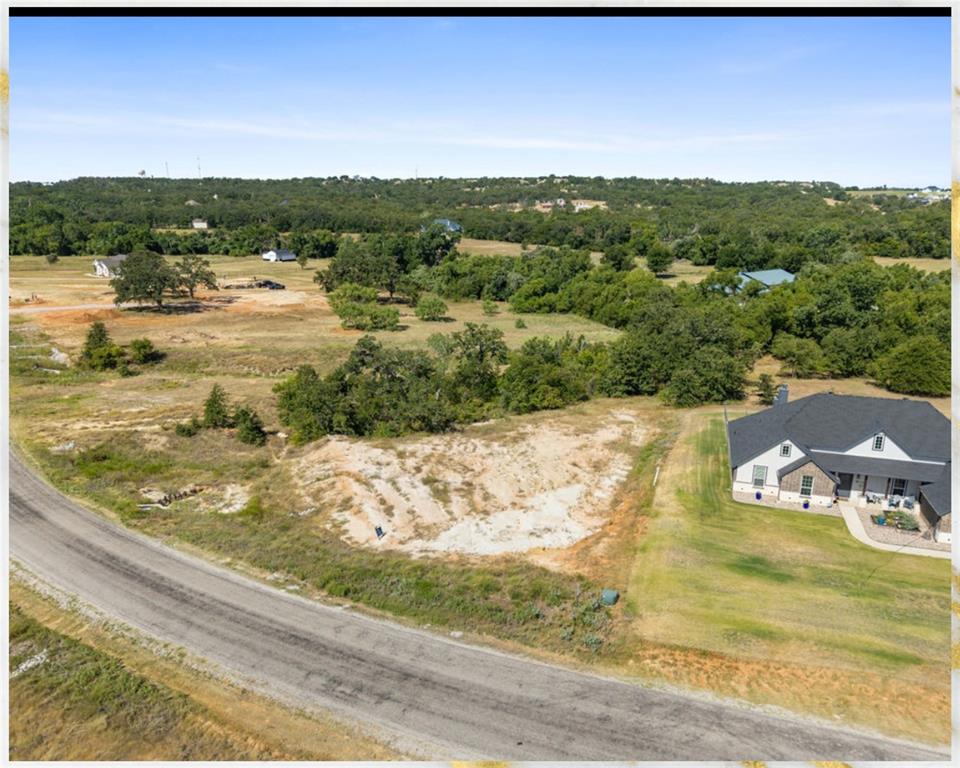 1077 Gonzollas Road Property Photo 13