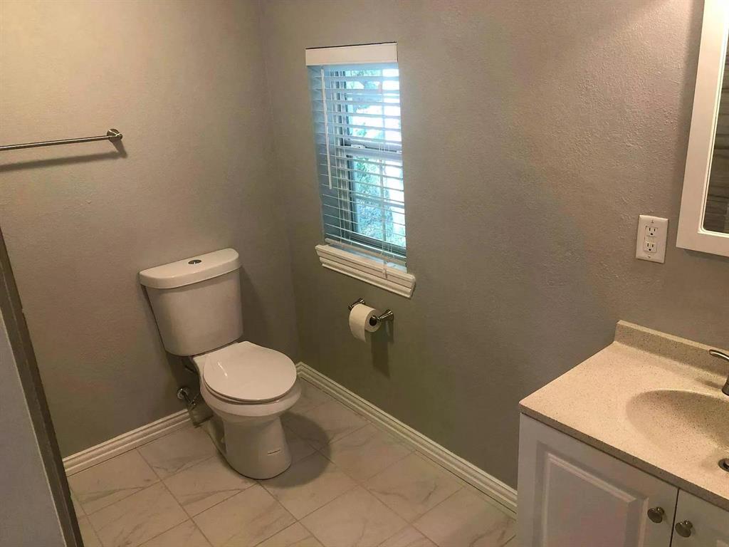 352 E Archer Street Property Photo 17