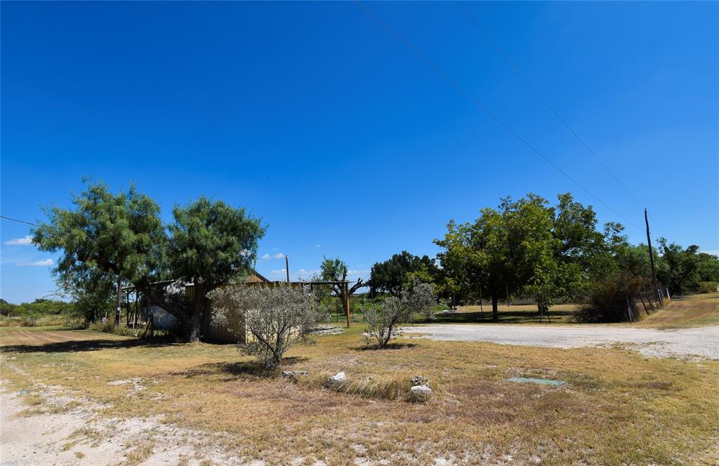420 Maddox Property Photo 8