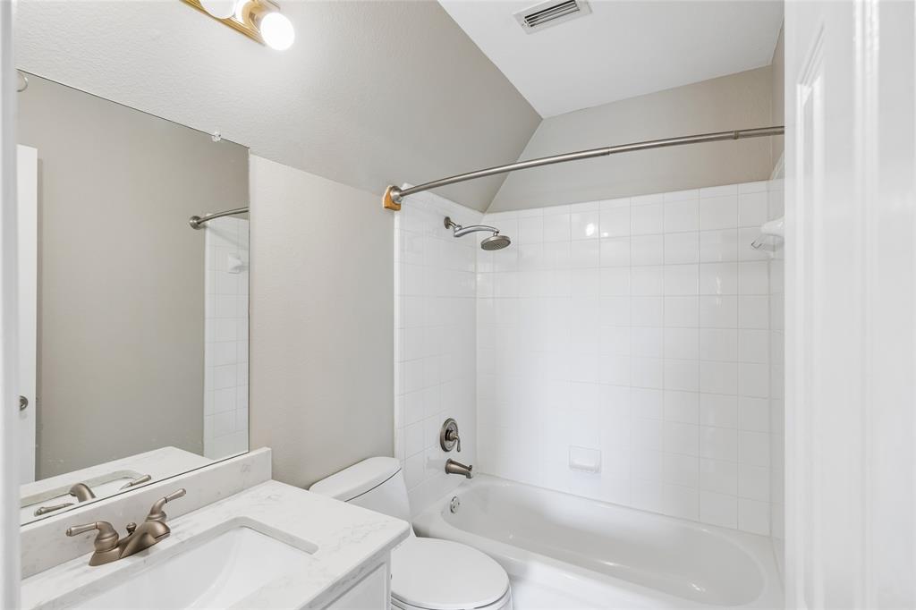 2233 Lakeway Drive Property Photo 30