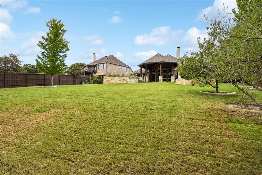 2233 Lakeway Drive Property Photo 37
