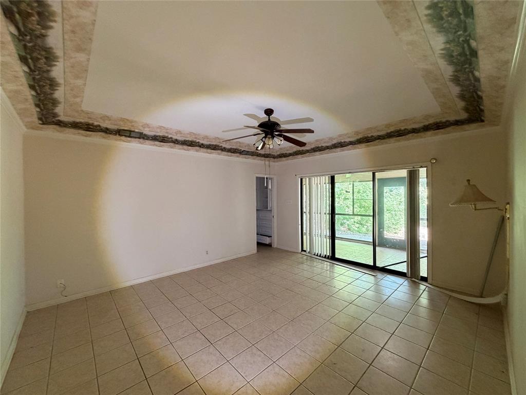249 N Bay Drive Property Photo 9
