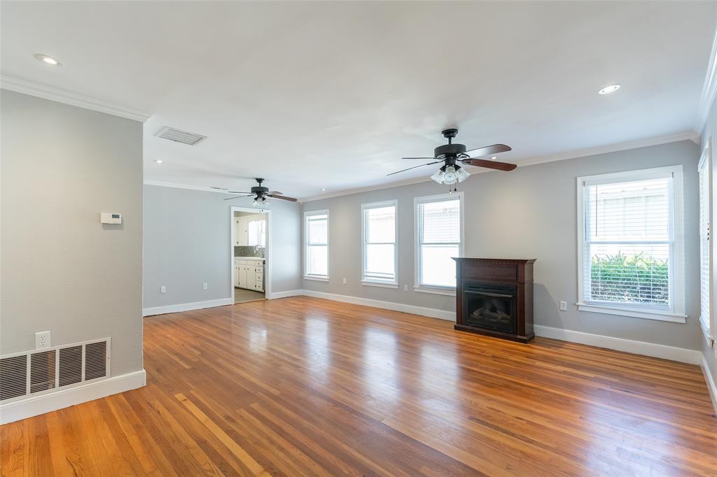 1010 Albany Street Property Photo 5